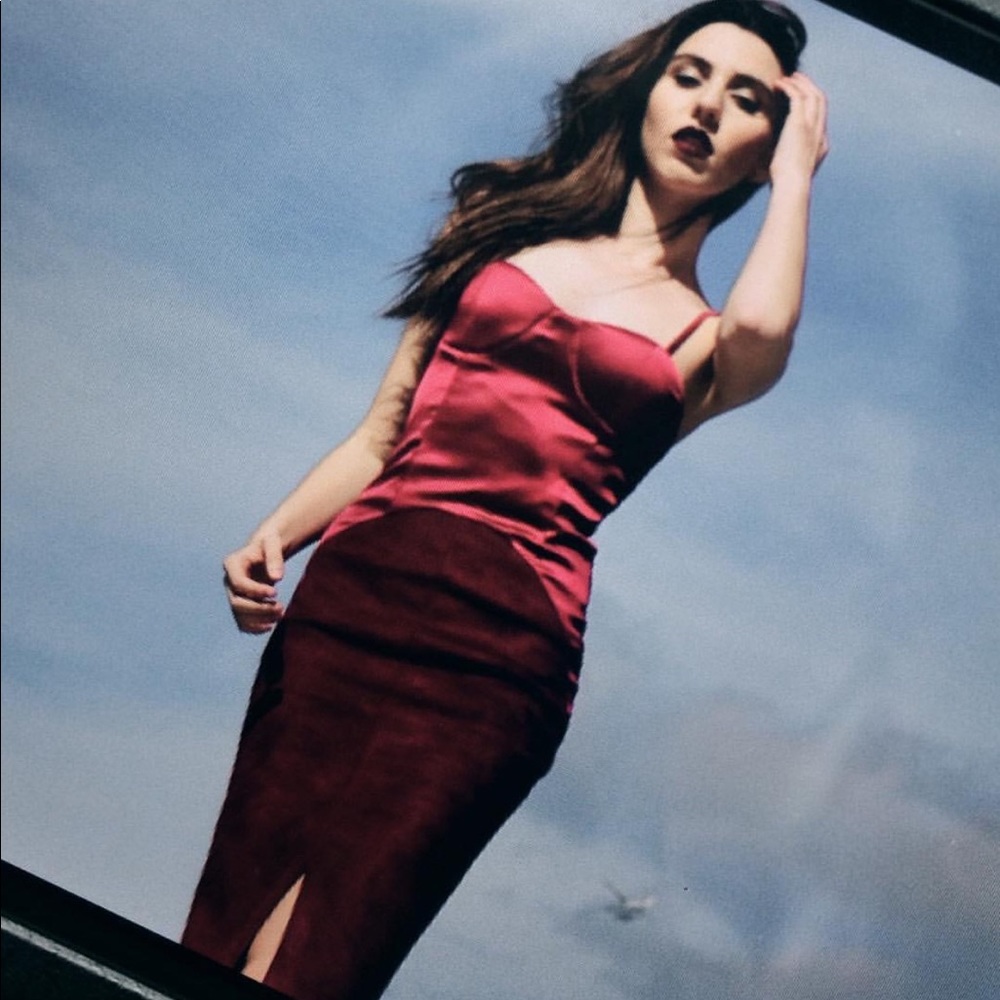 Dress - Picture 2 of 3